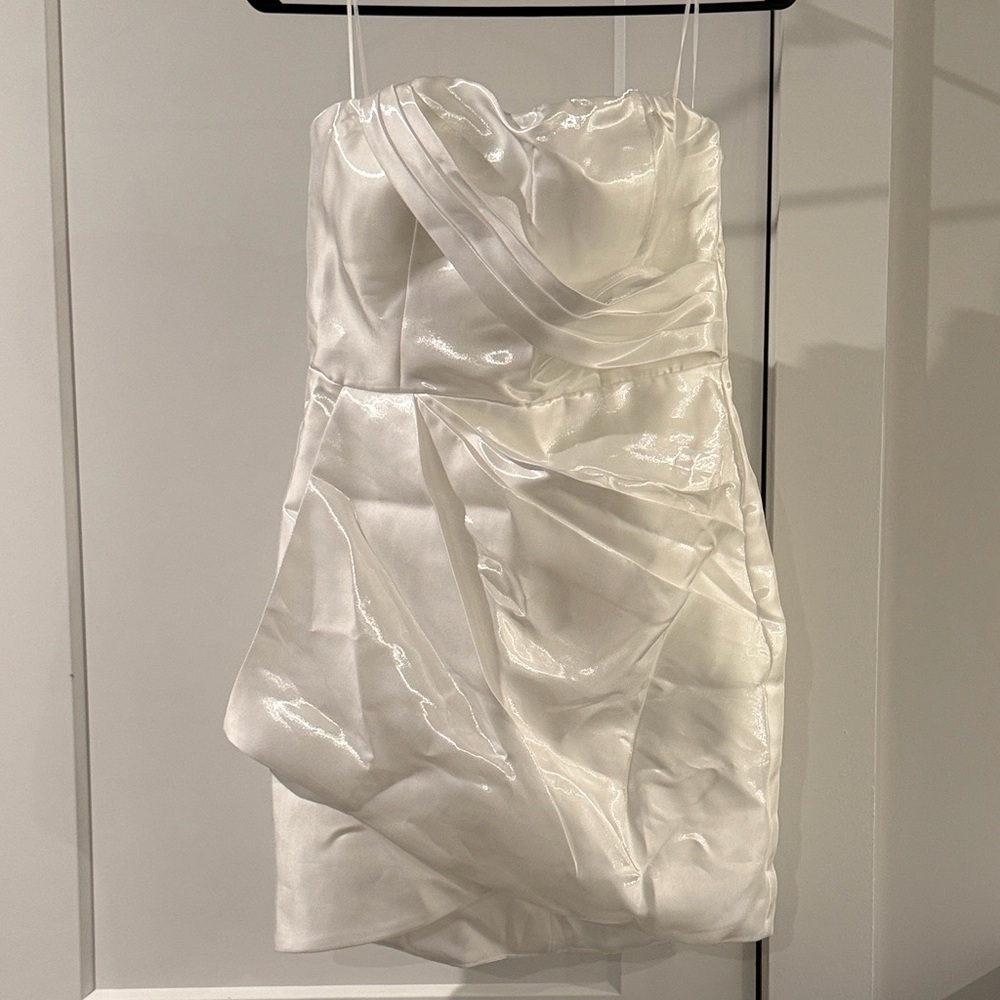 Fashion Nova White Satin Strapless Dress with Sweetheart Neckline